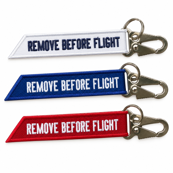 Chaveiro Remove Before Flight - Mosquetão - Corte Diagonal